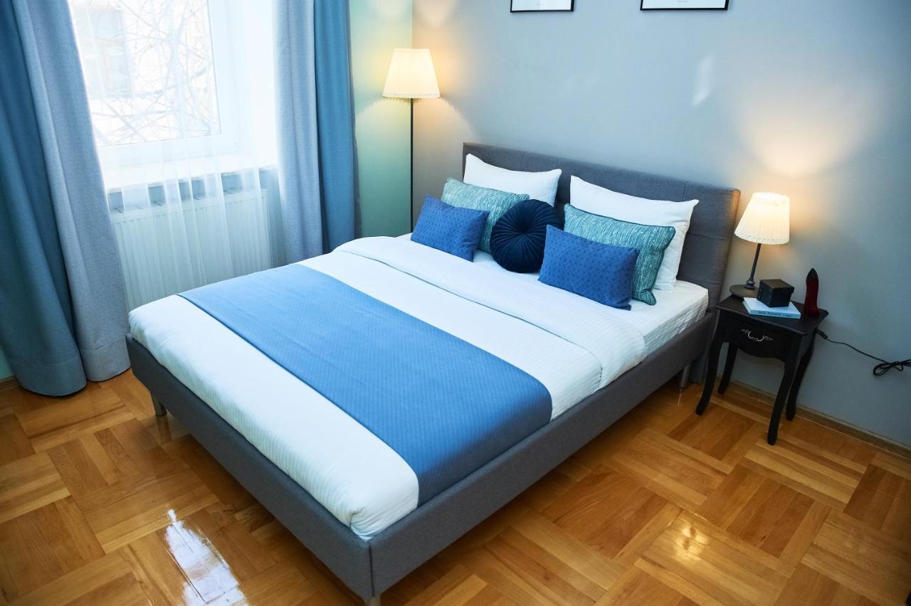 Cozy Apartment, 5Mins To Opera Liov Exterior foto