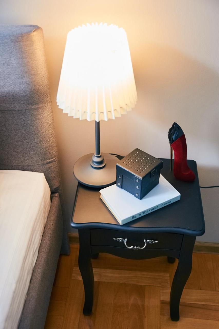 Cozy Apartment, 5Mins To Opera Liov Exterior foto