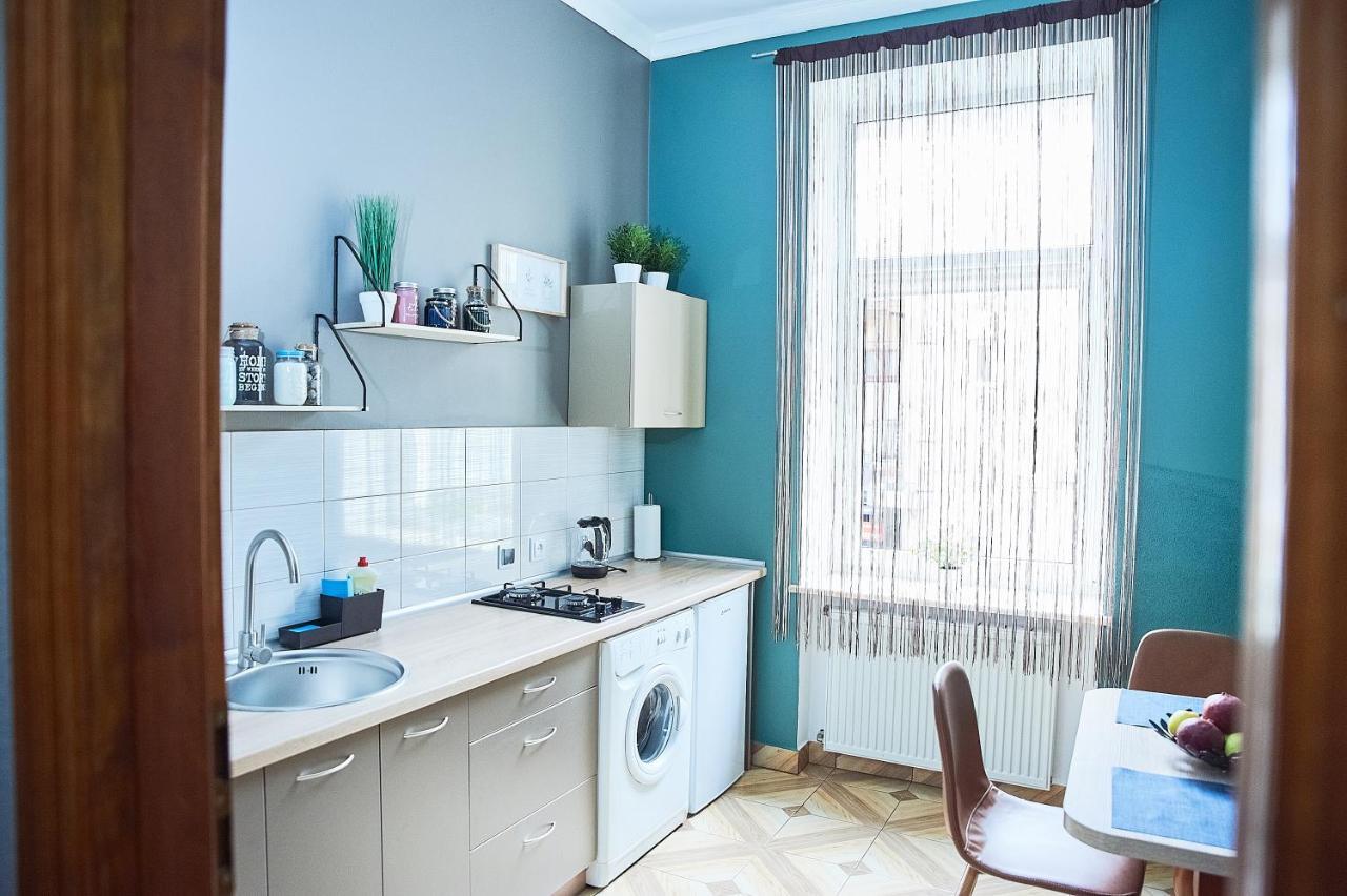 Cozy Apartment, 5Mins To Opera Liov Exterior foto