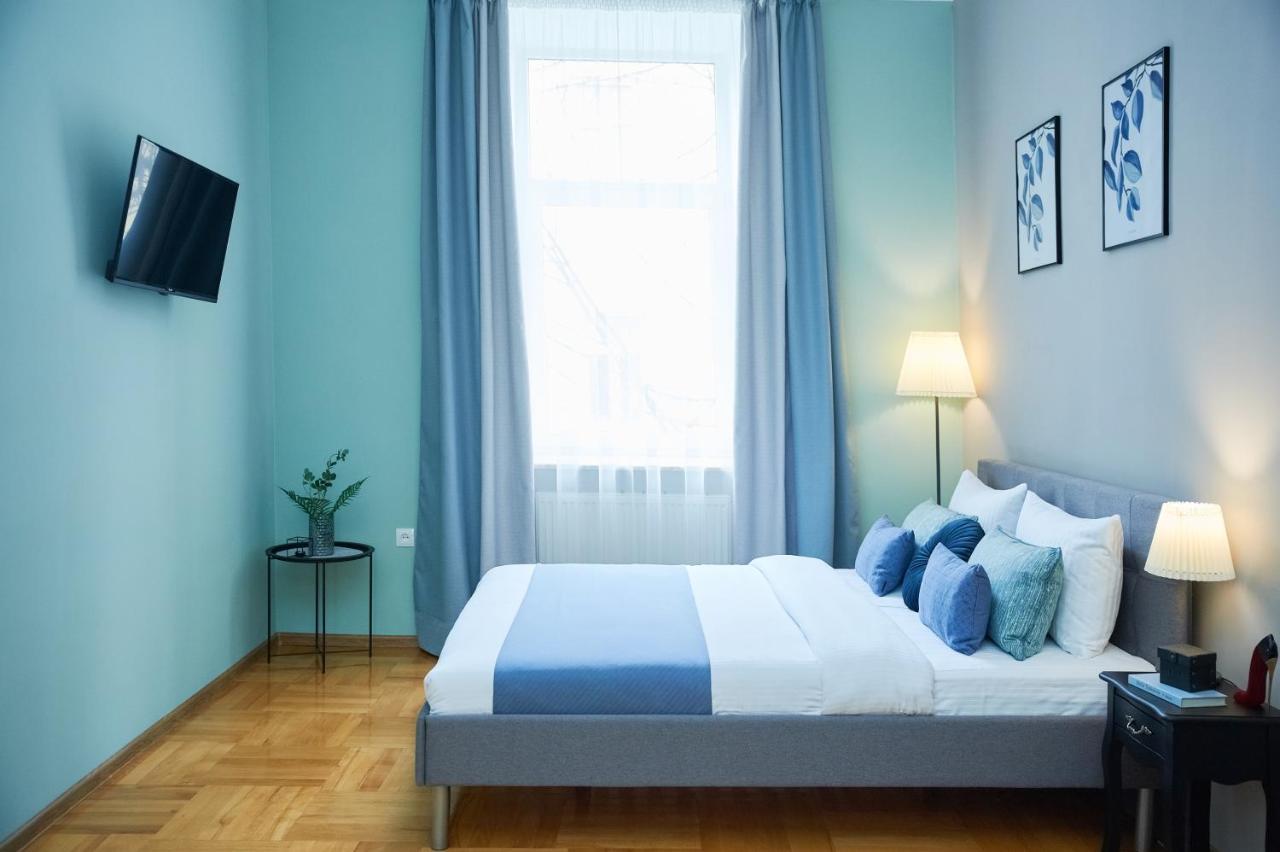 Cozy Apartment, 5Mins To Opera Liov Exterior foto