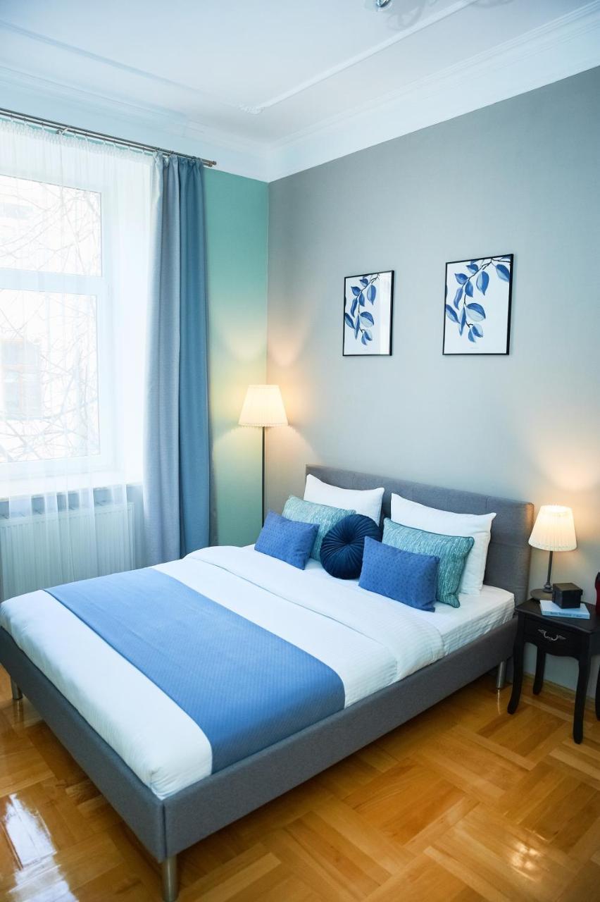 Cozy Apartment, 5Mins To Opera Liov Exterior foto